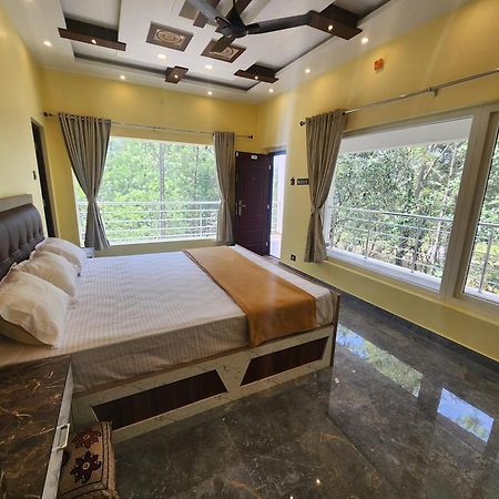 Krishnabhavan Resorts เยอร์โคด ภายนอก รูปภาพ